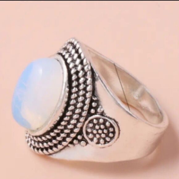 Oval Embellishment Silvery Moonstone Simulate Ring - Picture 12 of 14